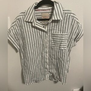 NWOT Casa Cabana Striped Button-Up Shirt Gray and White Size‎ XS